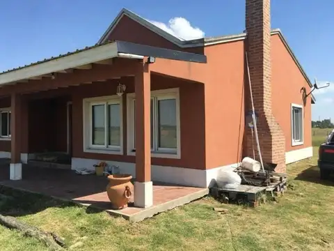 VENTA DE CAMPO EN SAN VICENTE CON PILETA