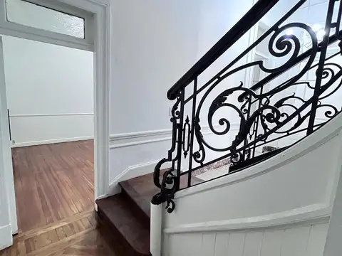 Local en Alquiler 98 años