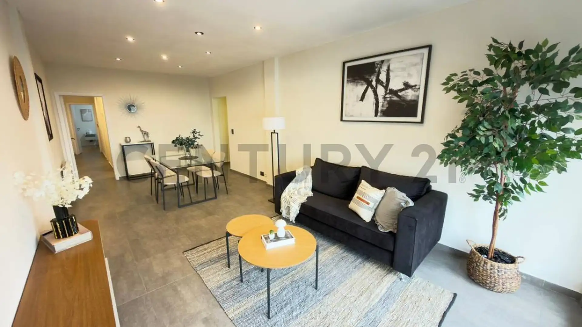 Depto 3 amb, 85m² con balcón y calefacción por radiadores — Zona Aldrey