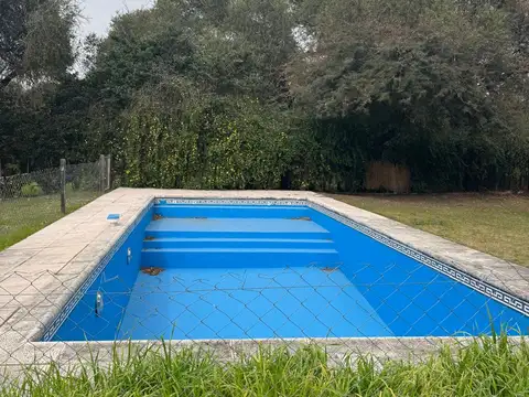 Casa 8 ambientes con 3 baños
