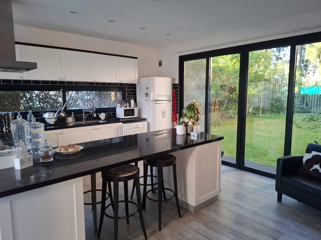 Casa en Venta en Las Acacias Hudson