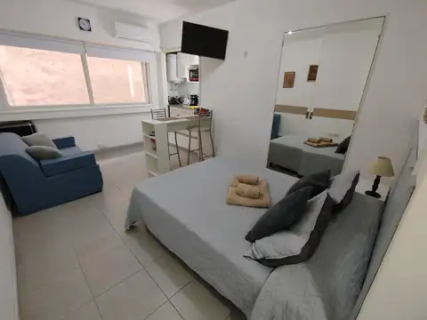 Ortiz de Ocampo al 2500, entre Las Heras y Libertador