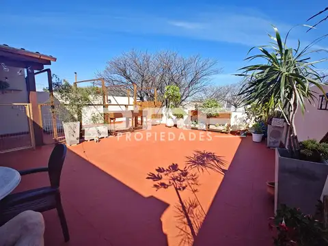 Ph Muy Amplio De 4 Ambientes Con Balcón Y Terraza - Sin Expensas!