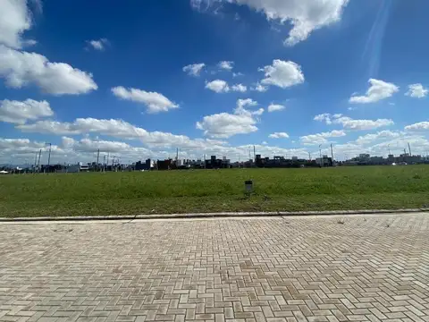 LOTE RESIDENCIAL VENTA 259m2 CENTRAL ABRAS MANANTIALES