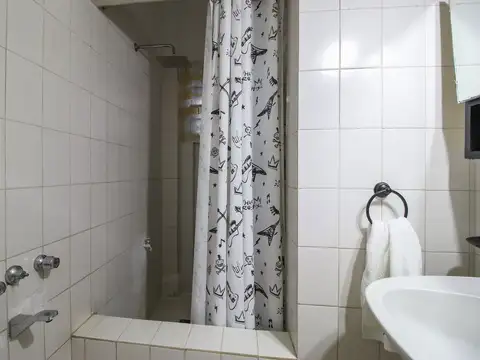 VENTA CASA TIPO PH BECCAR CON COCHERA 4 UNIDADES