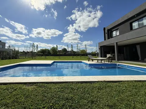 Casa en Venta en Chateau Pilar, USD 340.000