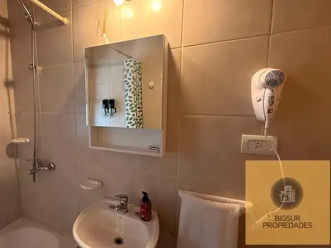 Casa 2 ambientes con 1 baño