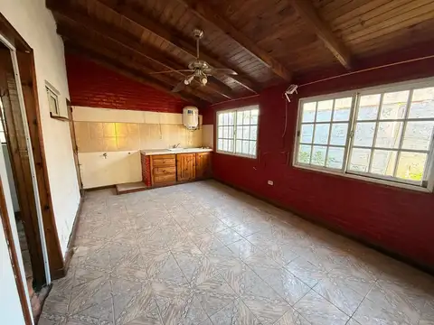 CASA EN VENTA 3 AMBIENTES EN GRAL. BELGRANO
