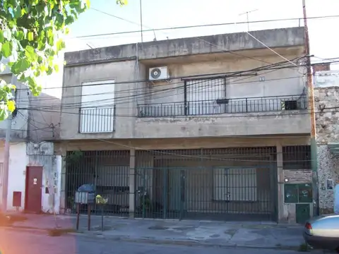 Venta Block - 3 Casas de 3 Ambientes - Excelente Inversión