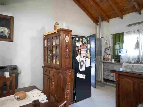 Casa 3 ambientes con 1 baño