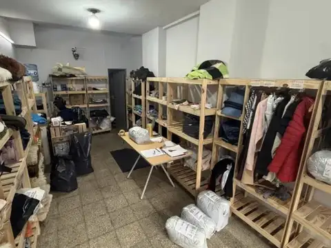 Local en Alquiler en Flores, $ 650.000