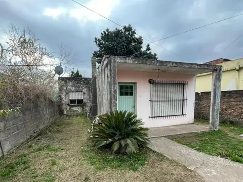 Venta Casa 3 Ambientes Moreno 6350