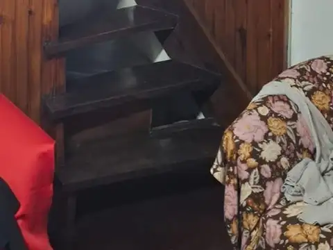 DEPARTAMENTO DE 2 AMBIENTES EN PLANTA BAJA CON PATIO Y EXCELENTE ENTREPISO AIREADO Y LUMINOSO