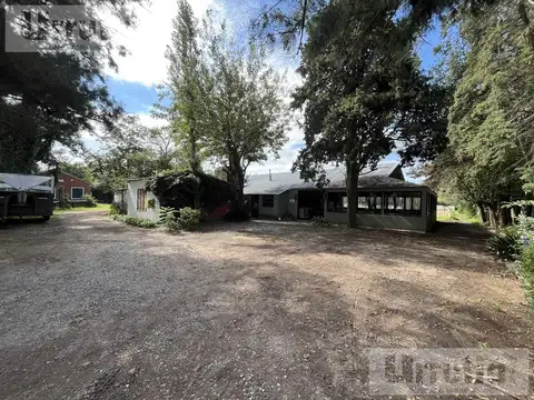 Esquina Roma y Arribeños