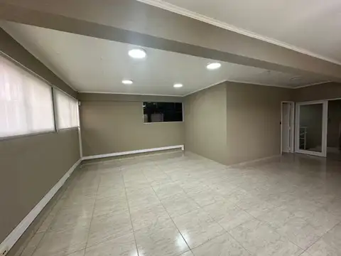 Alquiler galpón exclusivo en PAER Rafael