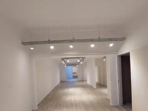 Local en Alquiler en Centro, $ 5.000.000