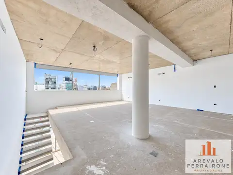 Oficina en Venta al Este