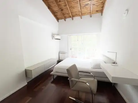 Depto Tipo Casa en Venta 54 años