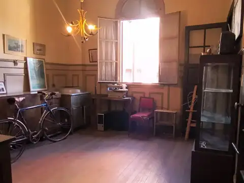 Casa 5 ambientes con 1 baño