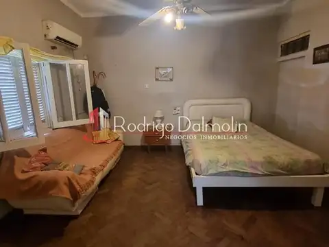 Casa 6 ambientes con 3 baños