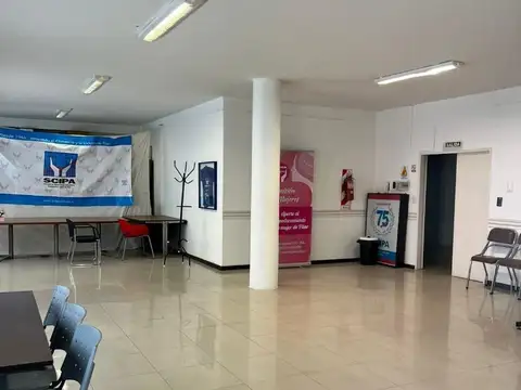 Oficina en Alquiler en Pilar, $ 800.000