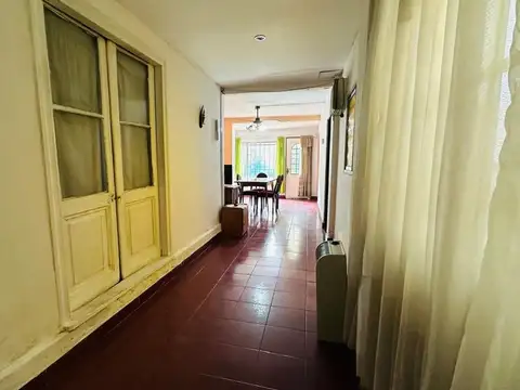 Venta: Casa 4 amb Lanús Oeste, parque y cochera