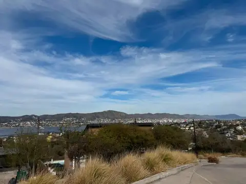 Terreno en Venta en Villa Del Lago, USD 28.000