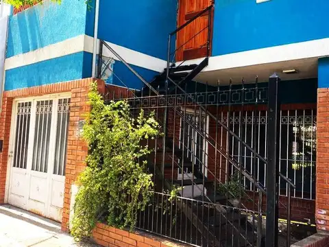 20 entre 527 y 528 300, Piso 0