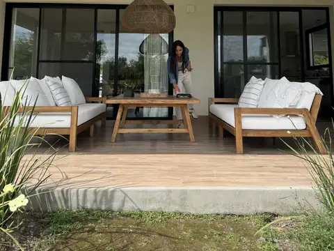 VENTA DE EXCLUSIVA CASA EN EL RETIRO