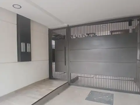 Departamento en Alquiler en Godoy Cruz, $ 870.000