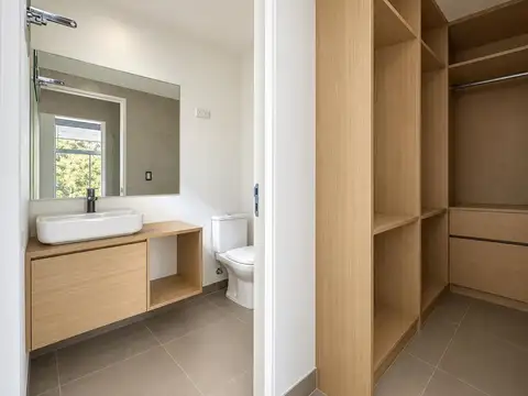 Depto Tipo Casa en Venta al Oeste