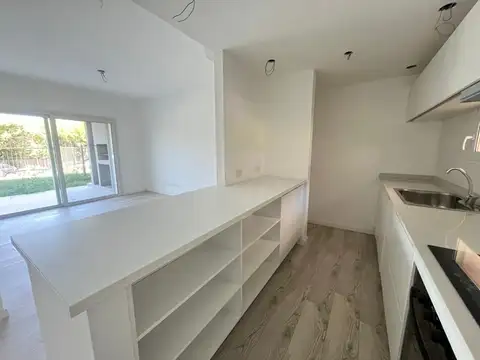 Departamento en Venta en La Lonja, USD 135.000