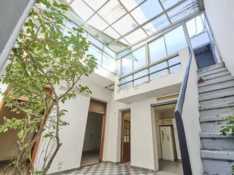 Venta PH 3 ambientes con terraza a reciclar en Villa del parque