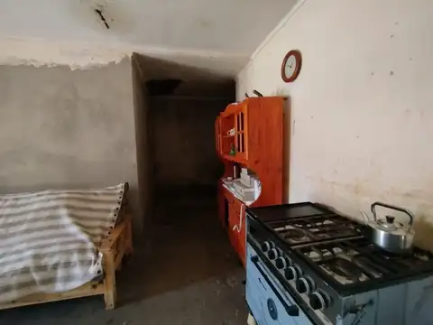 Casa 7 ambientes con 2 baños