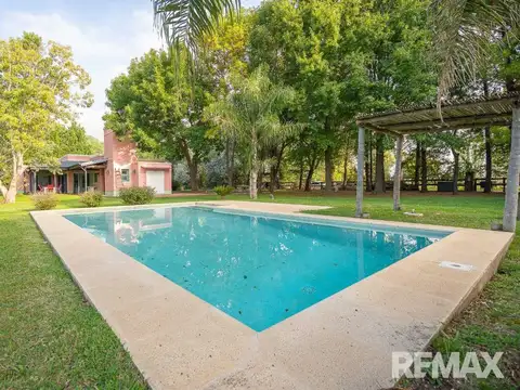 VENTA CASA AMOBLADA 2 LOTES HARAS EL MALACATE