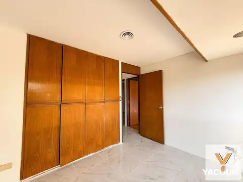 54 e/ Avenida 13 y 14