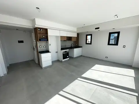 DEPARTAMENTO CON BALCON AL FRENTE - TODO LUZ Y SOL - BEAT HOLLYWOOD -  ENTREGA INMEDIATA