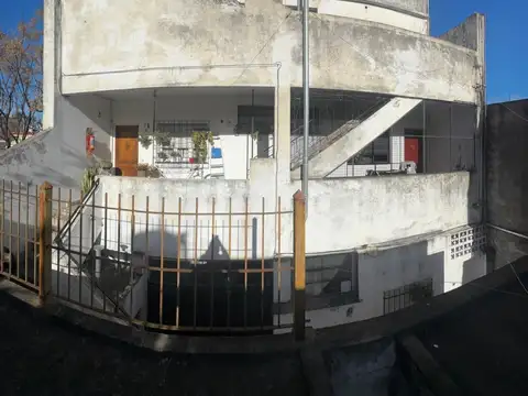 2 LOCALES Y DEPARTAMENTOS EN SAN JUSTO