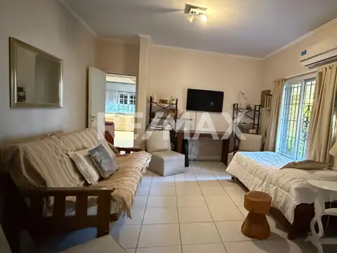 CASA EN VENTA B° JARDIN, NEUQUEN.