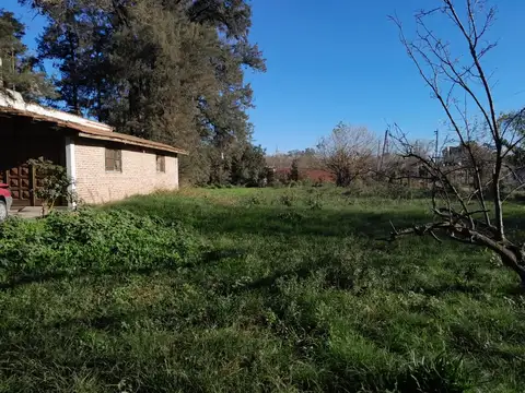 Casa Quinta en Merlo sobre lote de 2160m2