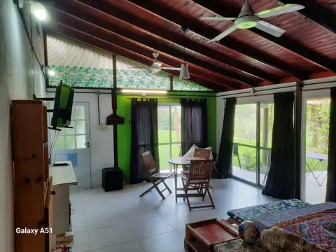 Casa en Alquiler con 1 cochera