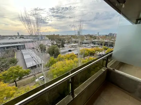 Departamento en Alquiler en Refinerías, $ 1.100.000