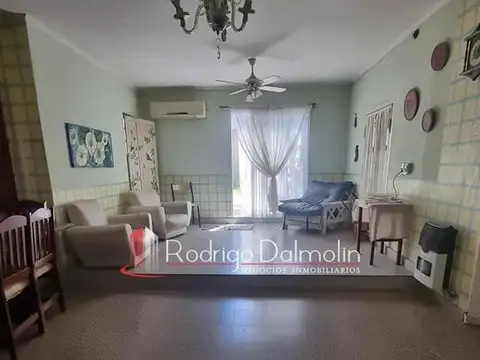 VENDO. Dos casas en un mismo lote
