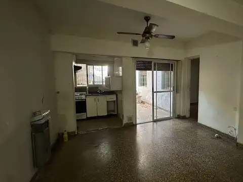 Depto Tipo Casa en Venta de 4 ambientes