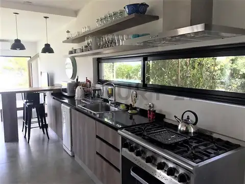Casa en Alquiler de 3 dormitorios