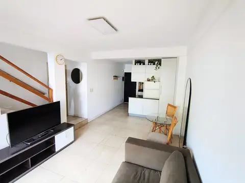 Depto Tipo Casa en Venta 11 años
