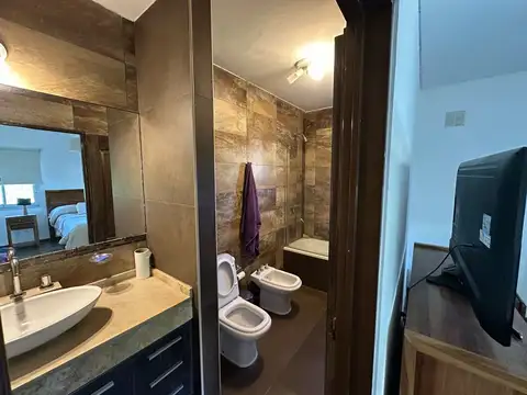 SE VENDE CASA EN BARRIO VILLANTONIO
