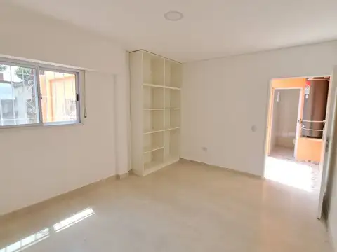 Depto Tipo Casa en Alquiler en Boedo, $ 1.500.000