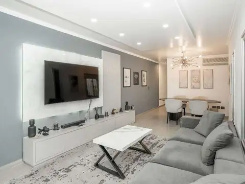 VENTA CASA DE CUATRO AMBIENTES EN PALERMO 
