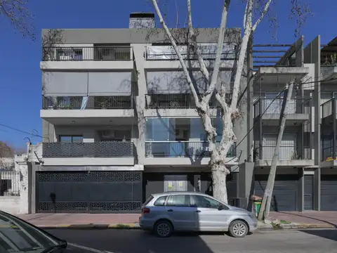 Departamento nuevo  3 ambientes con cochera
